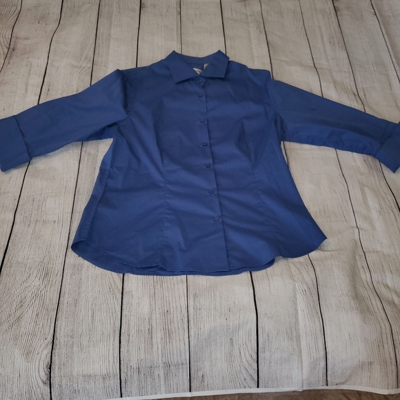 Edwards Blue Collared Button Down - Picture 10 of 10